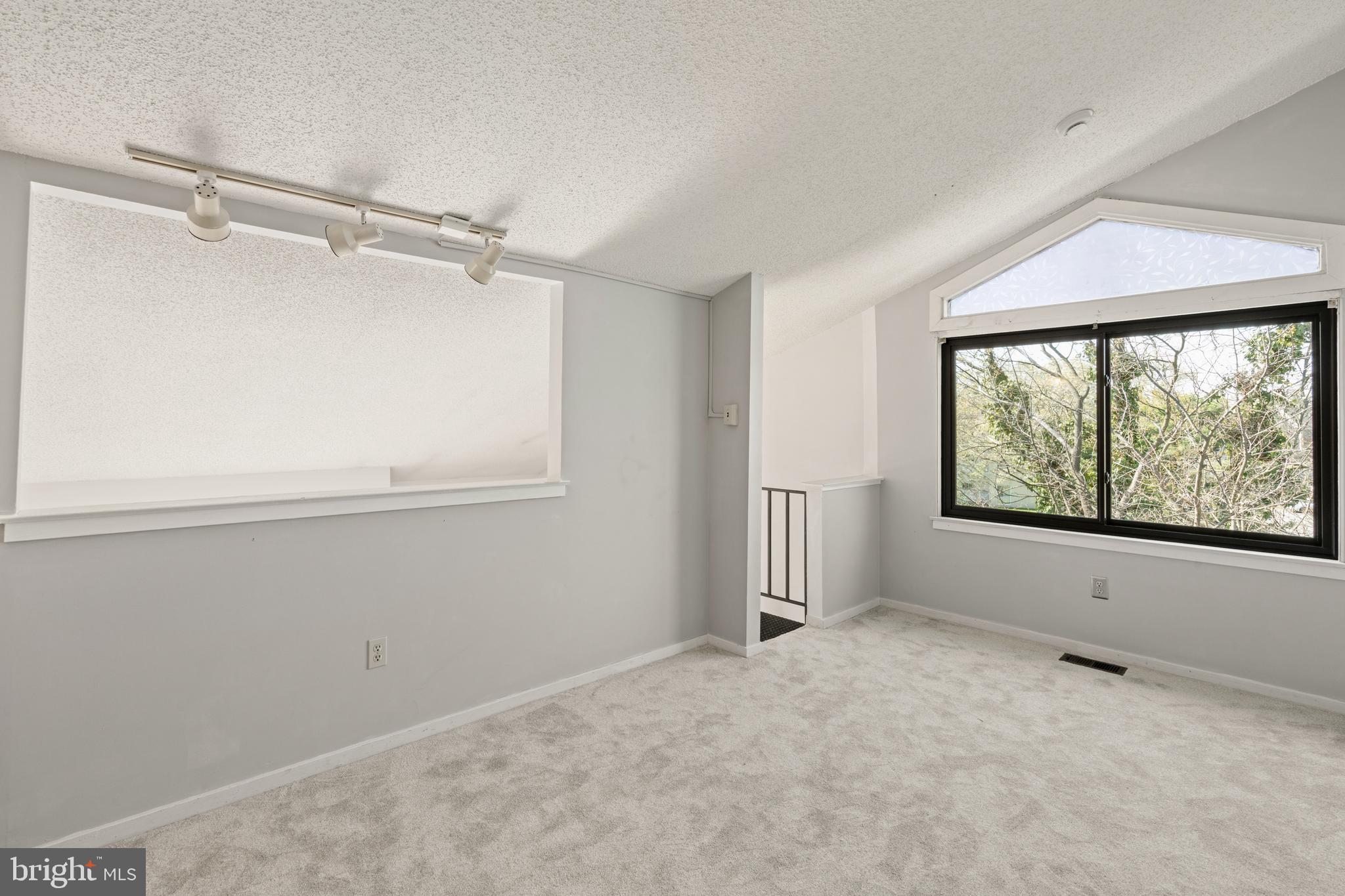 2204 Sandra Road Voorhees, NJ 08043 - Photo 23 of 41