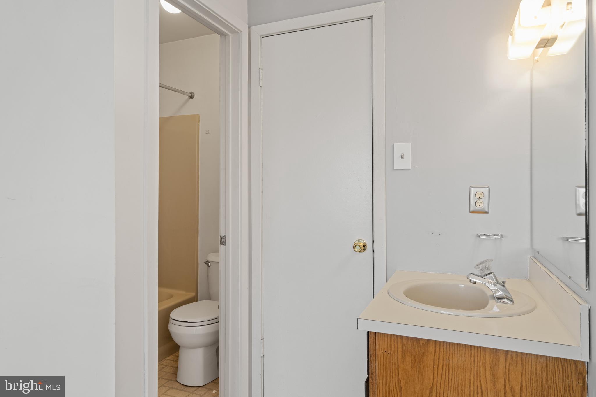 2204 Sandra Road Voorhees, NJ 08043 - Photo 26 of 41
