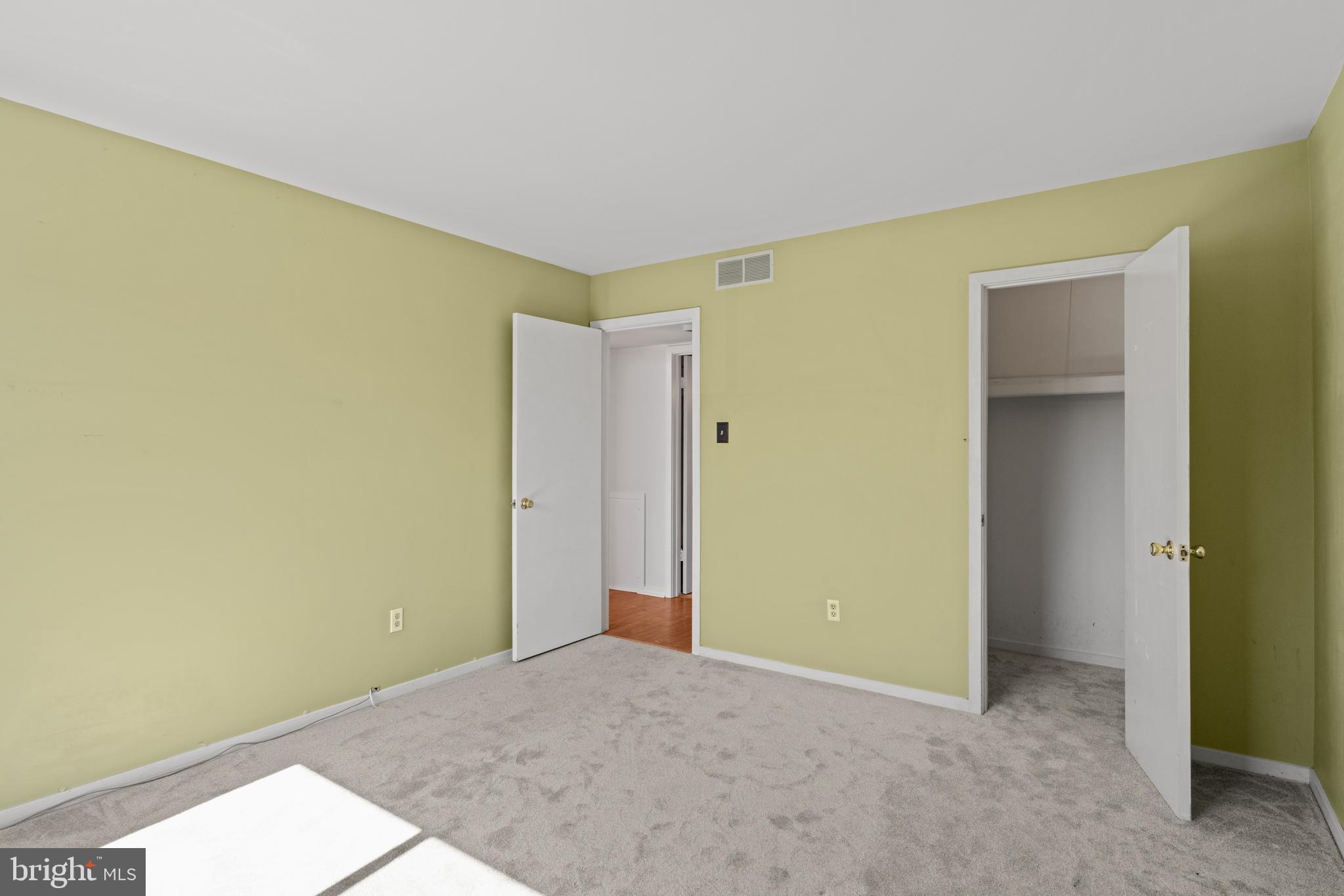 2204 Sandra Road Voorhees, NJ 08043 - Photo 31 of 41
