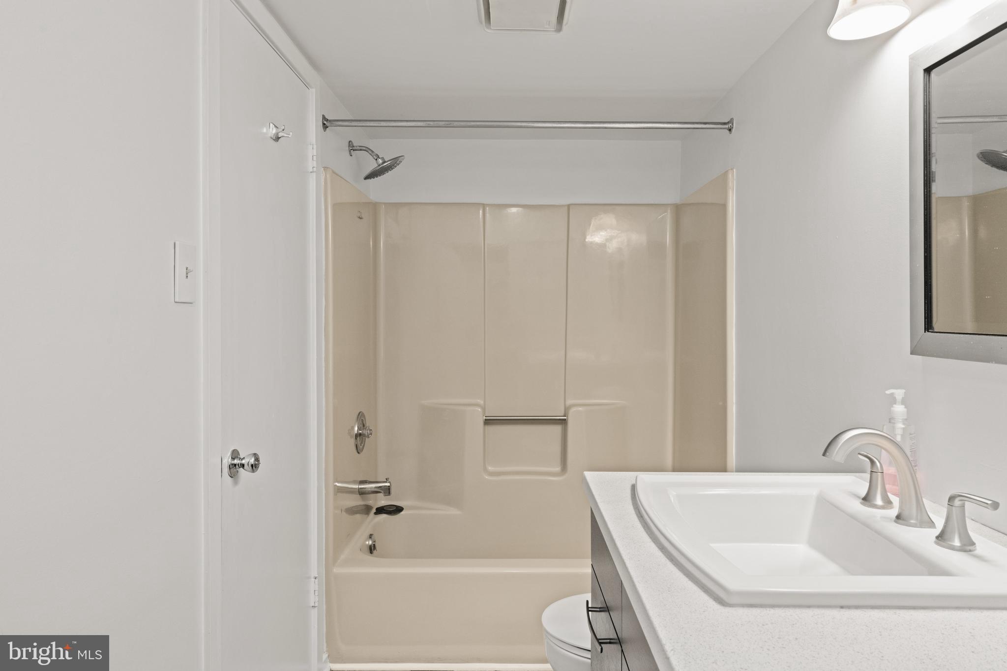 2204 Sandra Road Voorhees, NJ 08043 - Photo 37 of 41