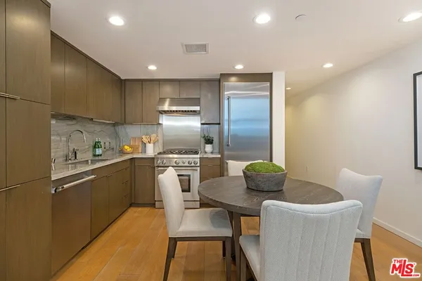$1,324,500 | 1705 Ocean Avenue, Unit 107, Santa Monica, CA 90401