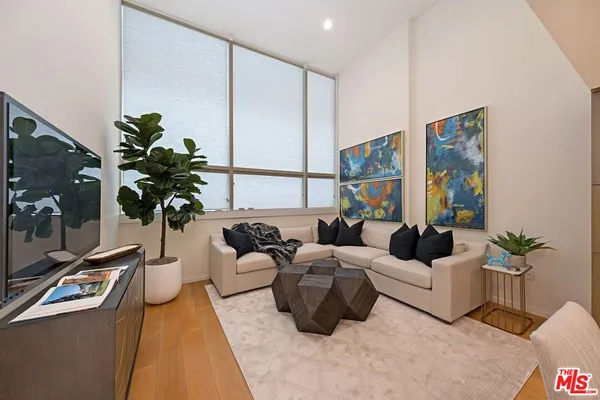 $1,324,500 | 1705 Ocean Avenue, Unit 107, Santa Monica, CA 90401