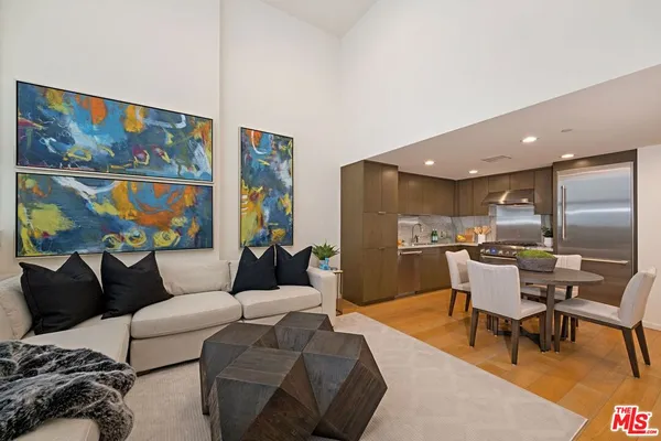$1,324,500 | 1705 Ocean Avenue, Unit 107, Santa Monica, CA 90401