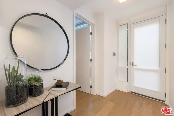 $1,324,500 | 1705 Ocean Avenue, Unit 107, Santa Monica, CA 90401