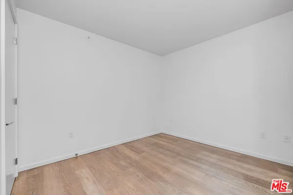 $1,324,500 | 1705 Ocean Avenue, Unit 107, Santa Monica, CA 90401