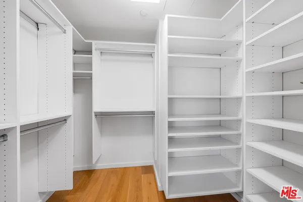 $1,324,500 | 1705 Ocean Avenue, Unit 107, Santa Monica, CA 90401