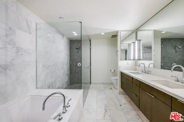 $1,324,500 | 1705 Ocean Avenue, Unit 107, Santa Monica, CA 90401