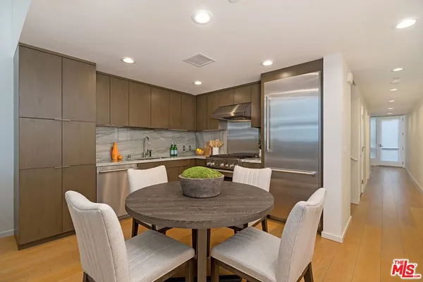 $1,324,500 | 1705 Ocean Avenue, Unit 107, Santa Monica, CA 90401