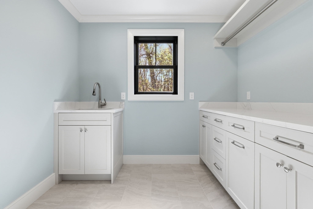 48 Sunrise Road Westwood, MA 02090 - Photo 22 of 29 Gallery Image 22