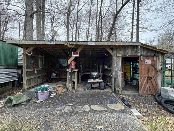 $259,000 | 67 Bottom Lane, Lyndhurst, VA 22952