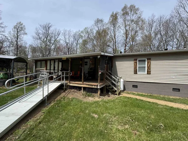 $259,000 | 67 Bottom Lane, Lyndhurst, VA 22952