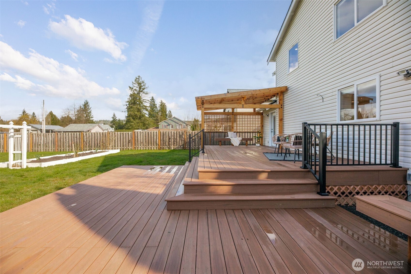 31922 Northeast 55th Street Carnation, WA 98014 - Photo 25 of 39