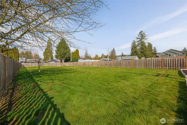 $800,000 | 31922 Northeast 55th Street, Carnation, WA 98014
