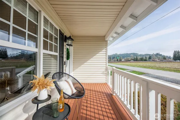 $800,000 | 31922 Northeast 55th Street, Carnation, WA 98014