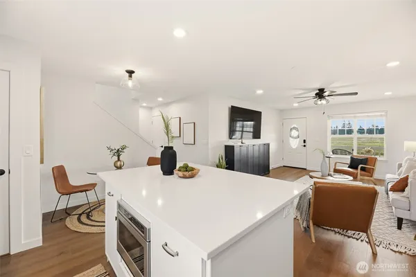 $800,000 | 31922 Northeast 55th Street, Carnation, WA 98014