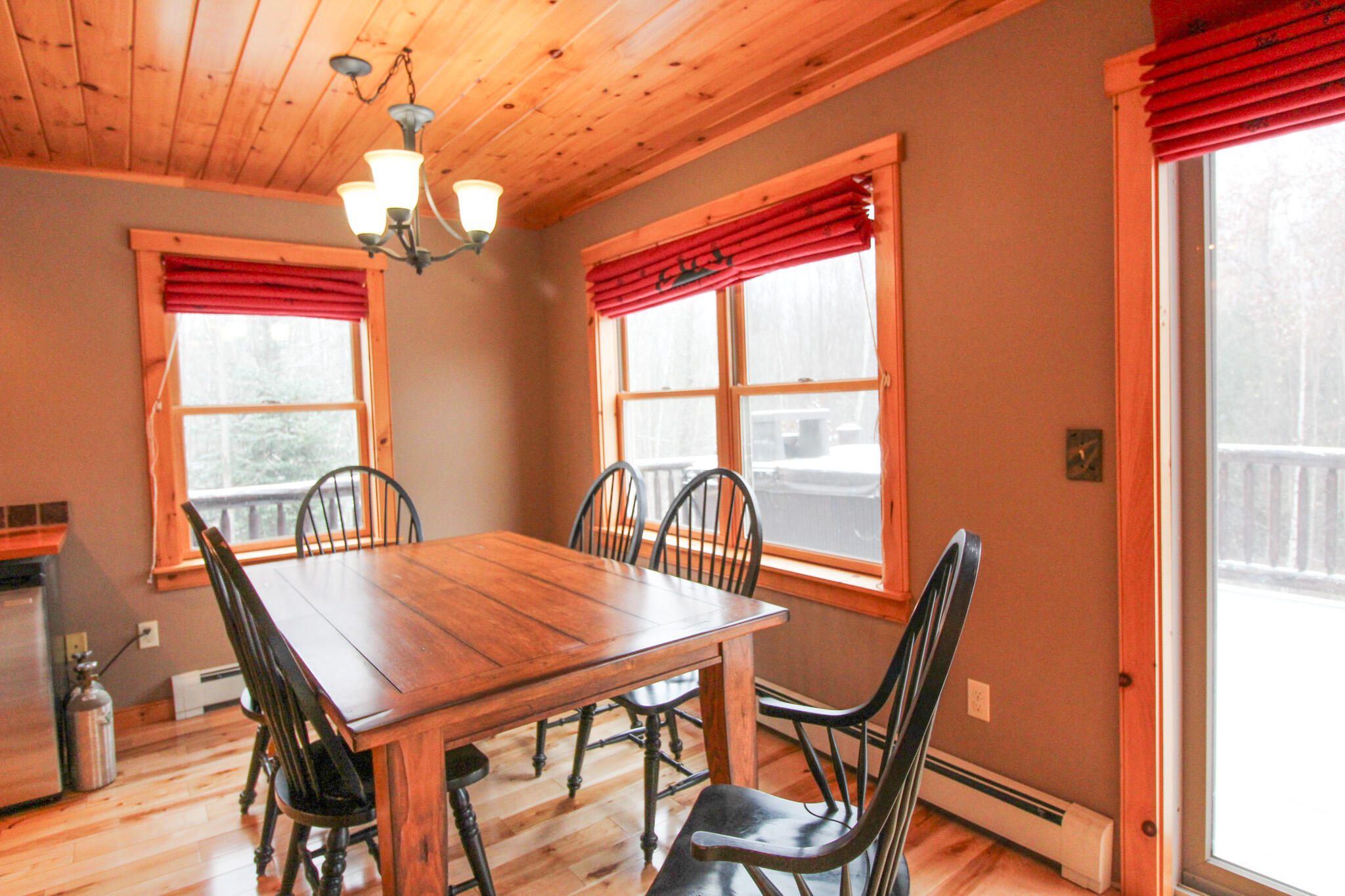 487 Howe Hill Road Greenwood, ME 04255 - Photo 15 of 43 Dining