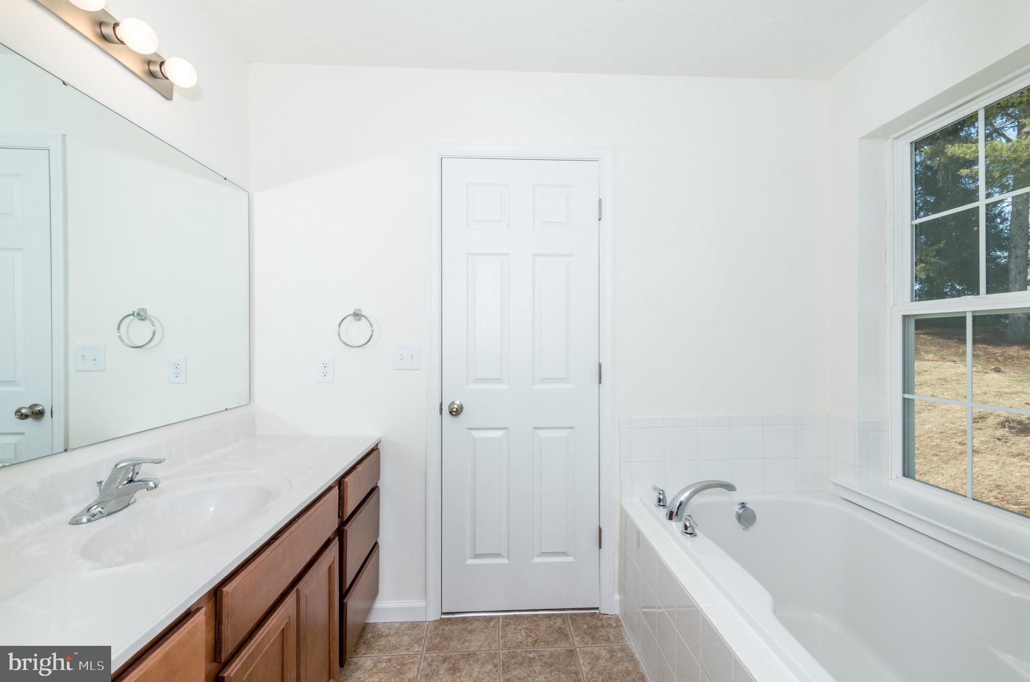 2 Cantera Way Hanover, PA 17331 - Photo 11 of 15 Similar Photo