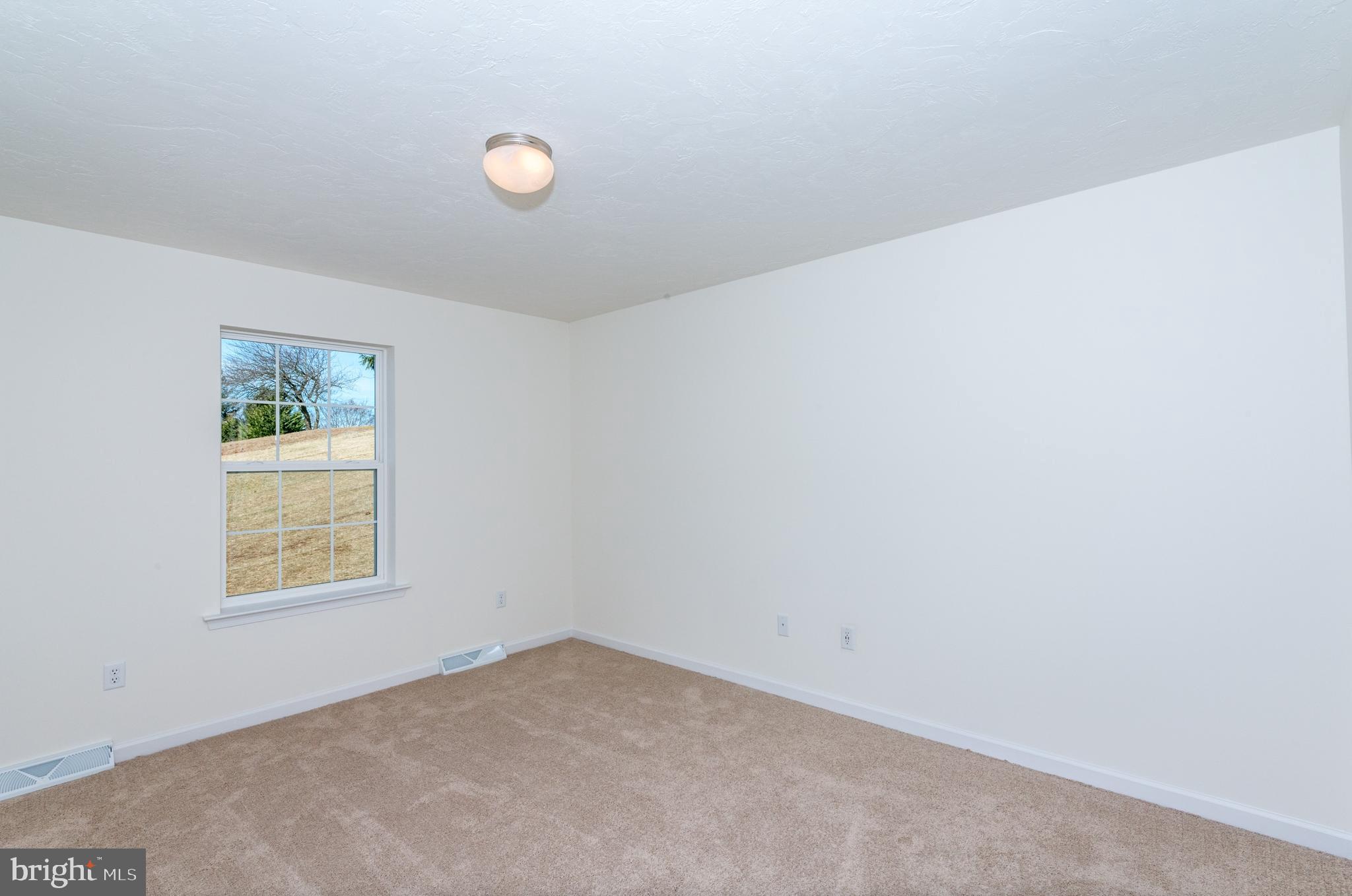 2 Cantera Way Hanover, PA 17331 - Photo 7 of 15 Similar Photo