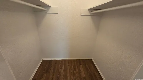 $750 | 516 Gentleman Road, Unit 19, Balcones Heights, TX 78201
