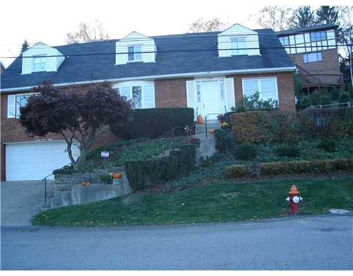 2730 Fernwald Road Pittsburgh, PA 15217 - Photo 1 of 16 Exterior Front.