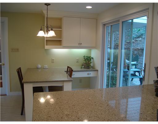 2730 Fernwald Road Pittsburgh, PA 15217 - Photo 4 of 16 Kitchen. breakfast area & built in desk