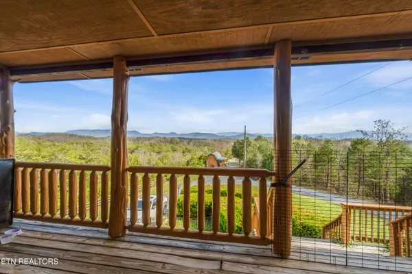 $625,000 | 2440 Levee Way, Sevierville, TN 37876