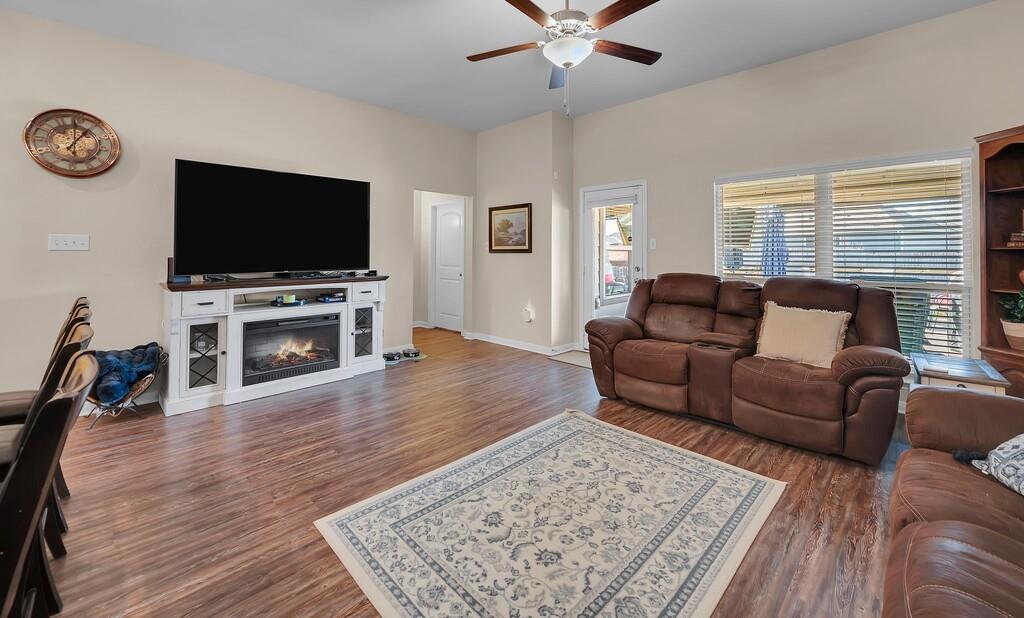 4101 King Ranch Road Waco, TX 76705 - Photo 6 of 32