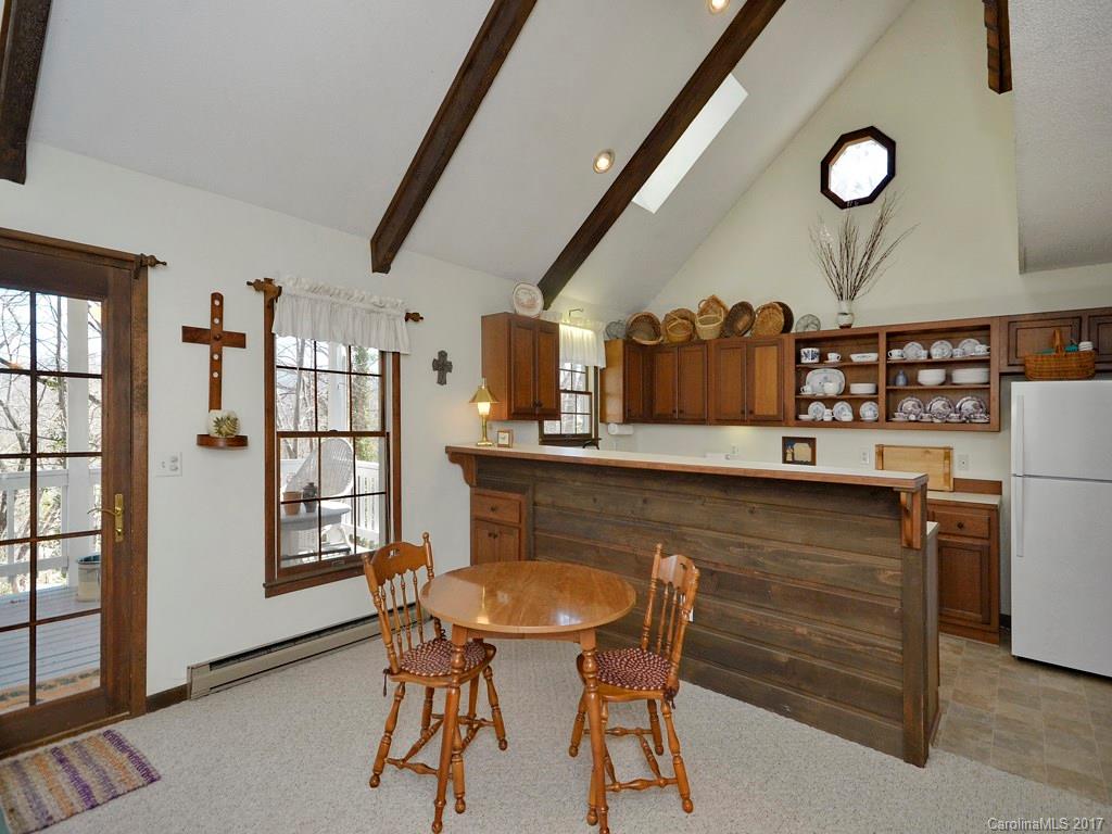 110 Kilgore Road Waynesville, NC 28785 - Photo 6 of 18