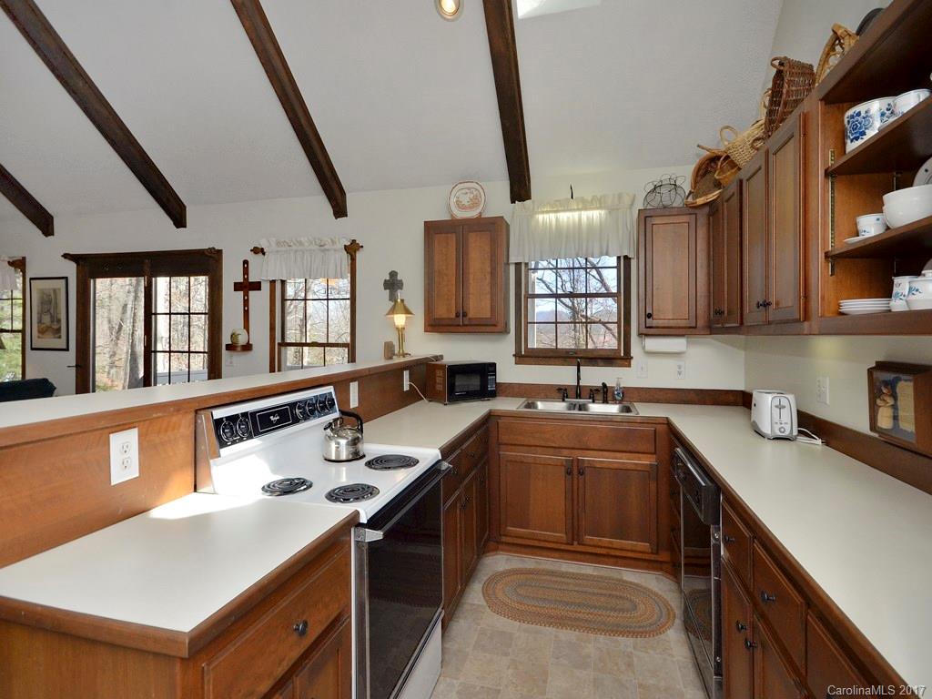 110 Kilgore Road Waynesville, NC 28785 - Photo 7 of 18