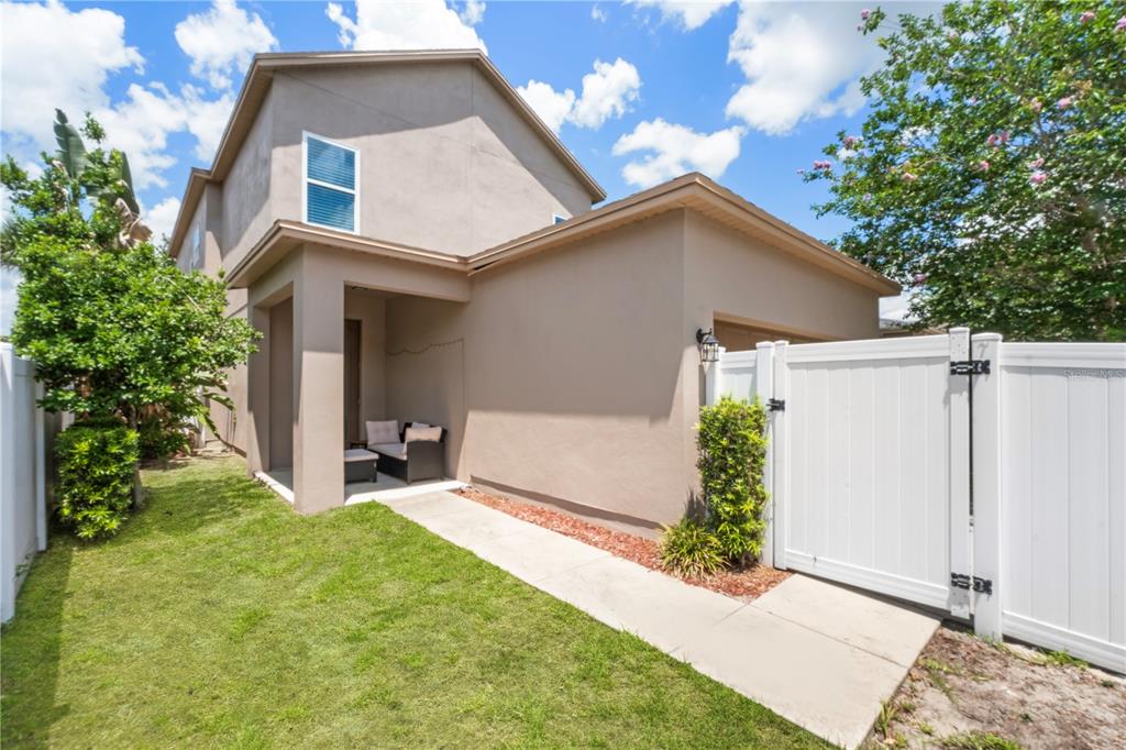 7243 Rambling Water Way Windermere, FL 34786 - Photo 18 of 18