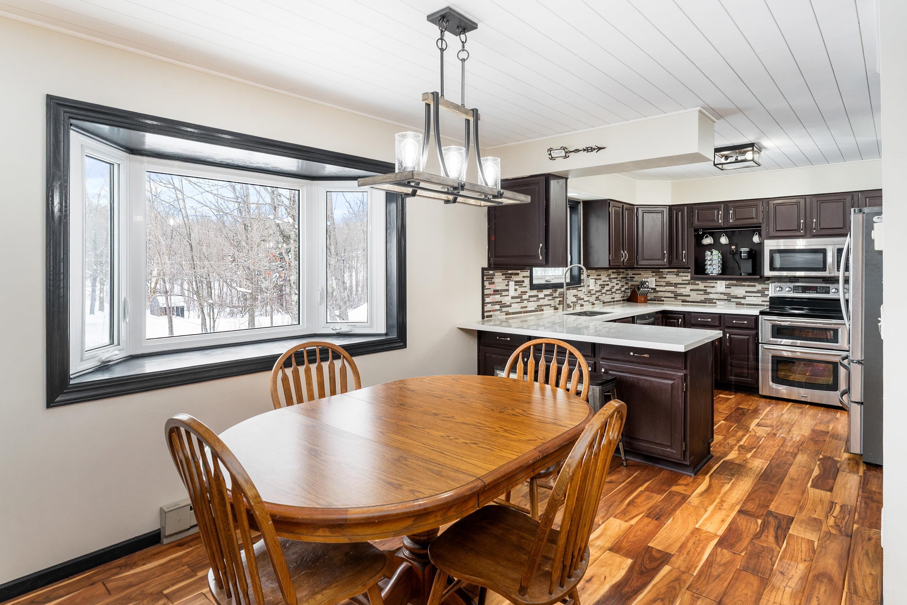 5105 Sheridan Road Hermantown, MN 55810 - Photo 3 of 39 Attached eat in