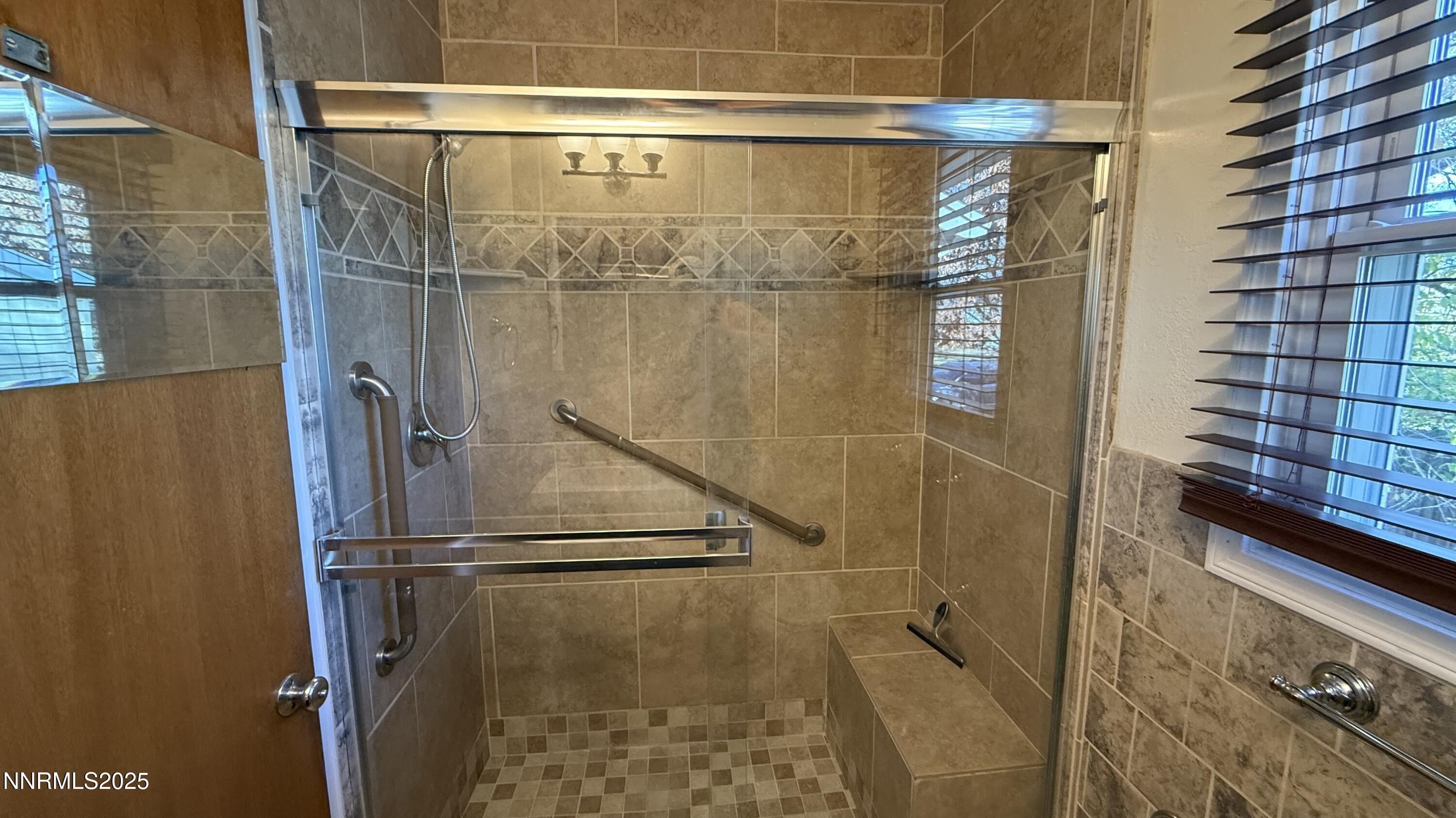1455 Wesley Drive Reno, NV 89503 - Photo 13 of 27 a bathroom with a shower