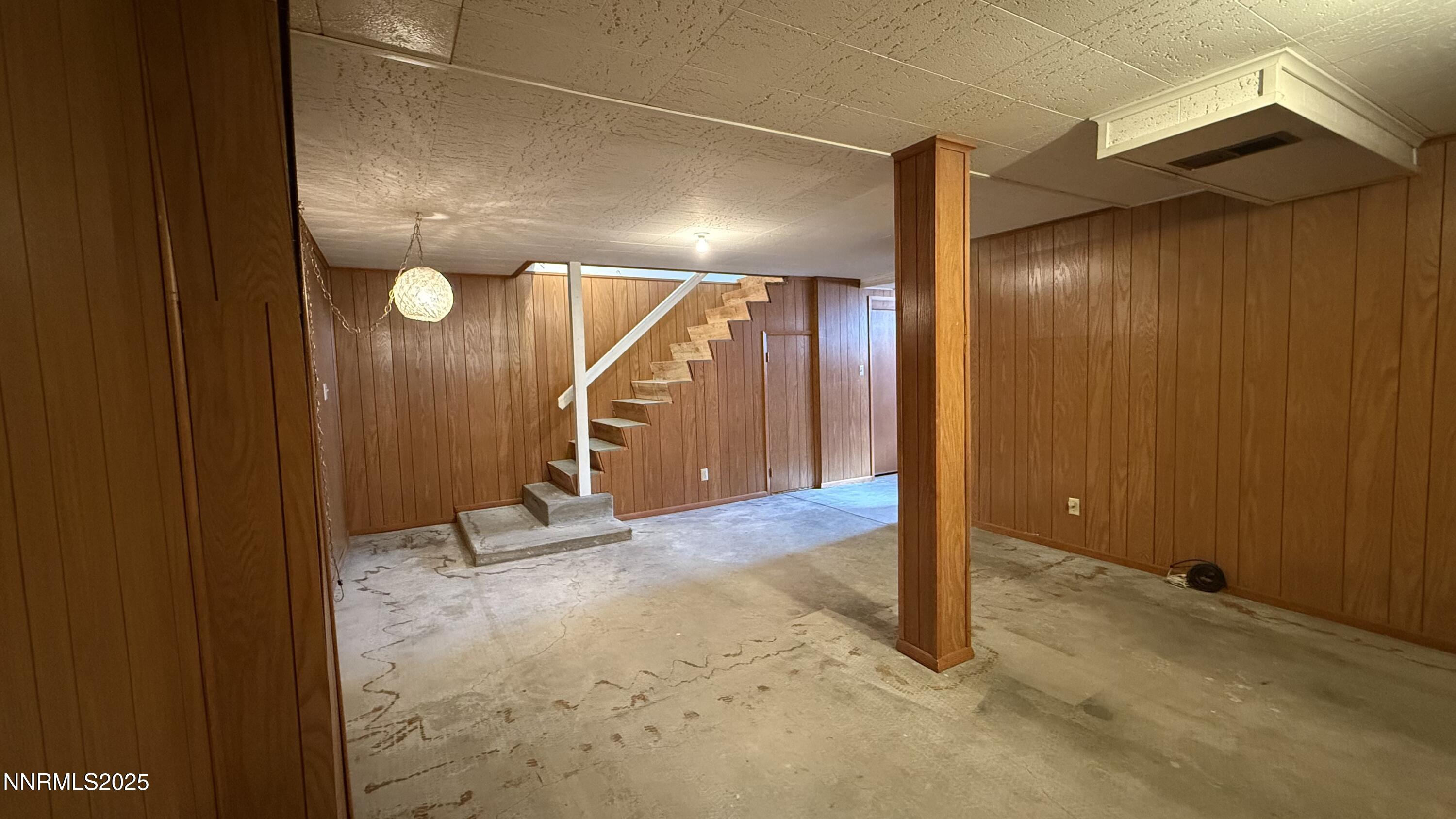 1455 Wesley Drive Reno, NV 89503 - Photo 21 of 27 a view of a room with gym equipment