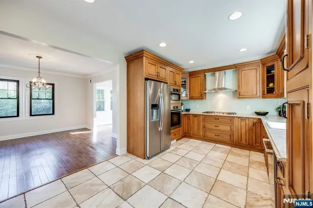 $995,000 | 19 Harding Road, Glen Rock, NJ 07452