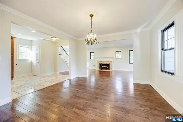 $995,000 | 19 Harding Road, Glen Rock, NJ 07452