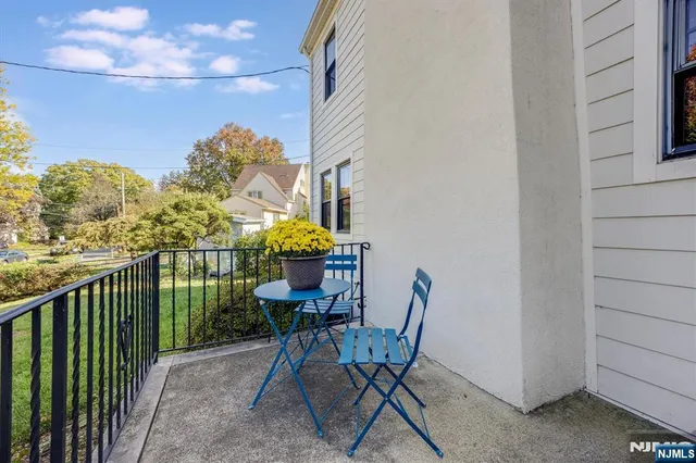 $995,000 | 19 Harding Road, Glen Rock, NJ 07452