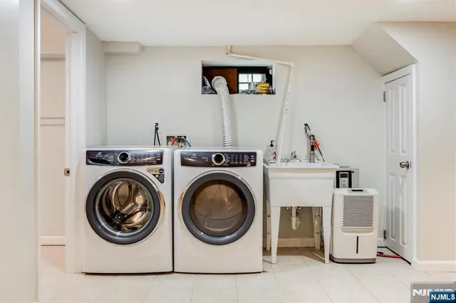 $995,000 | 19 Harding Road, Glen Rock, NJ 07452