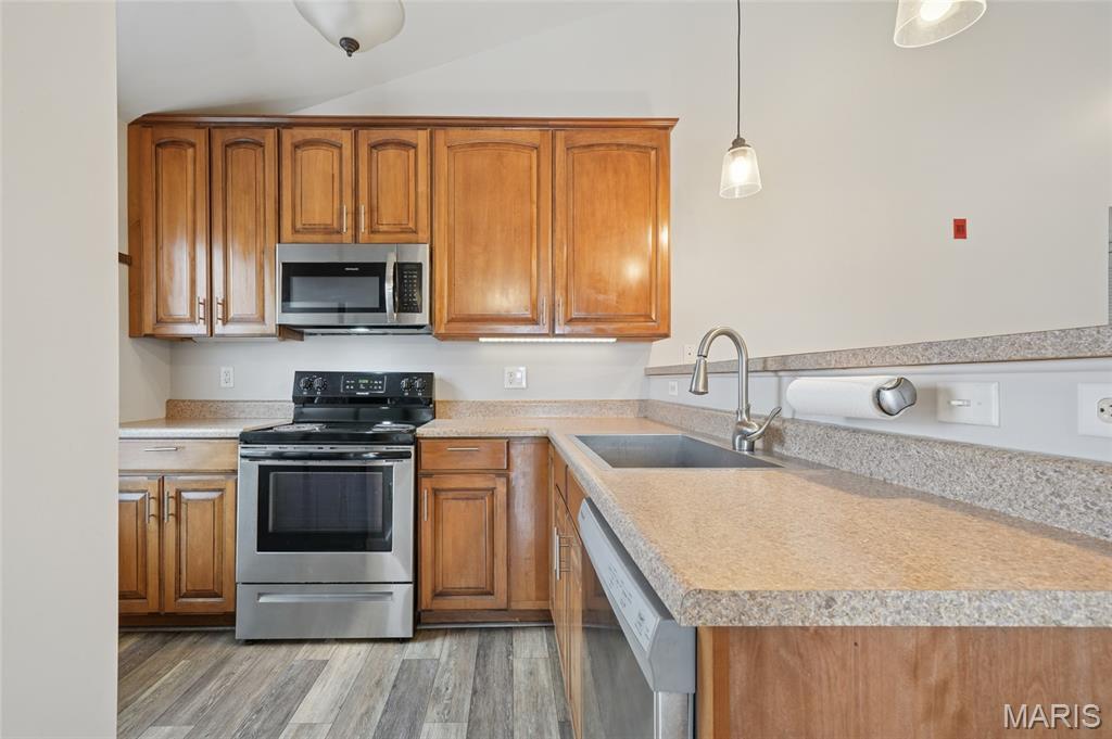 1302 Spring Creek Lane O'Fallon, MO 63368 - Photo 12 of 24