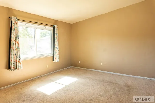 $375,000 | 1970 Peggy's Lane, Idaho Falls, ID 83402