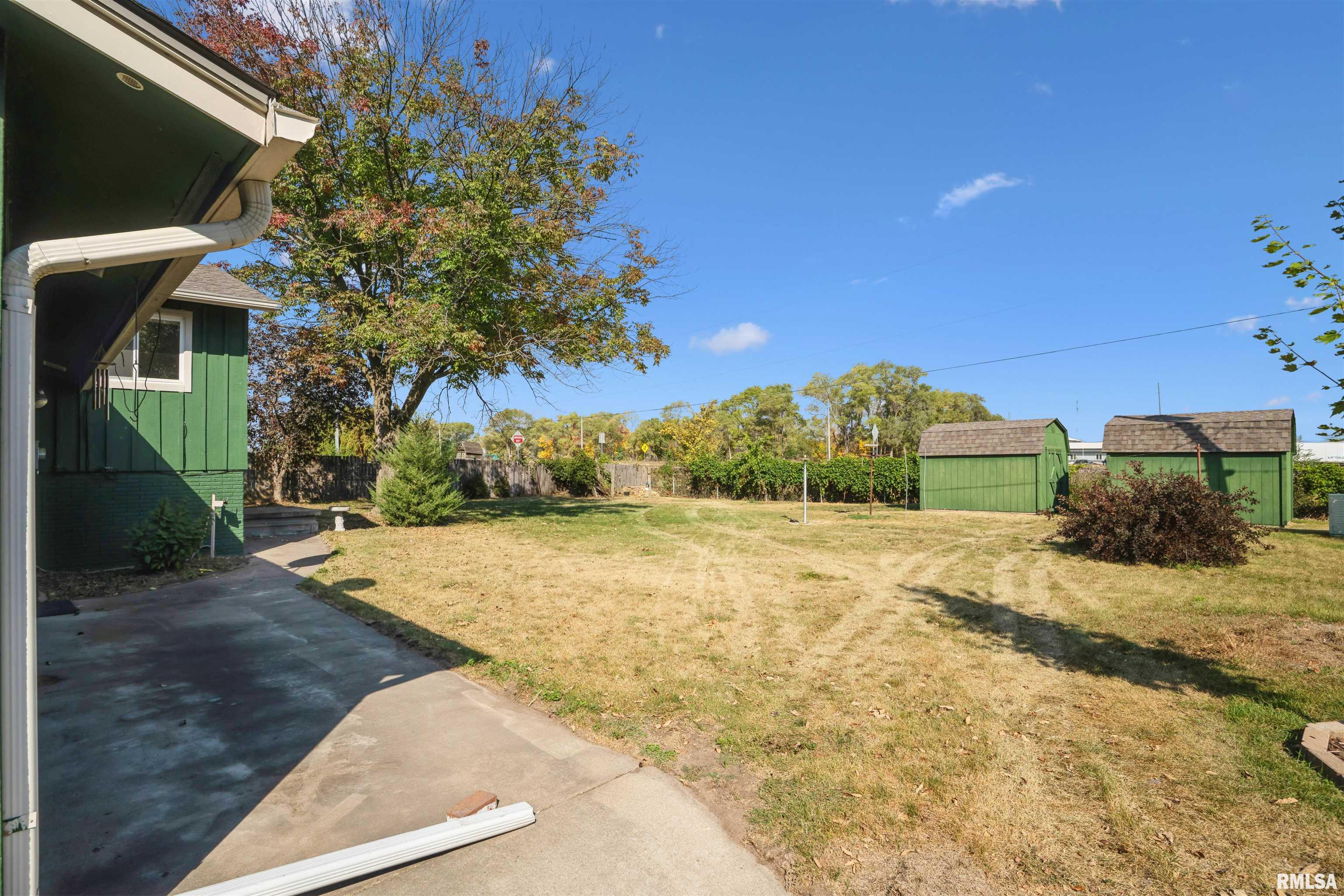 210 16th Place Camanche, IA 52730 - Photo 24 of 26