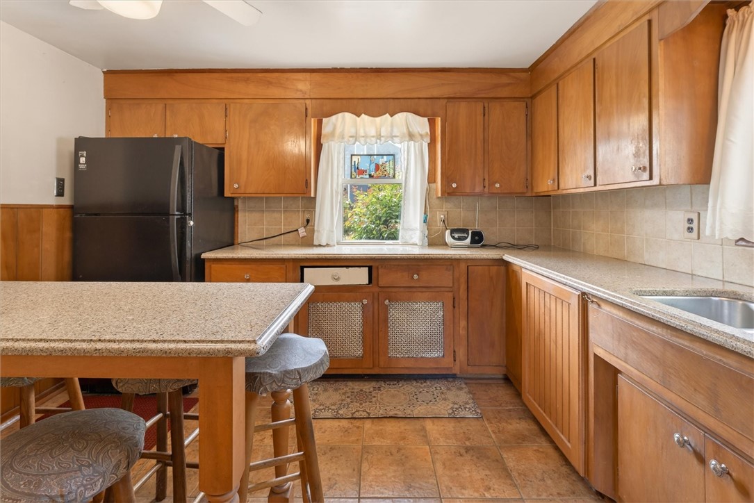 4461 Culver Road Irondequoit, NY 14622 - Photo 19 of 50