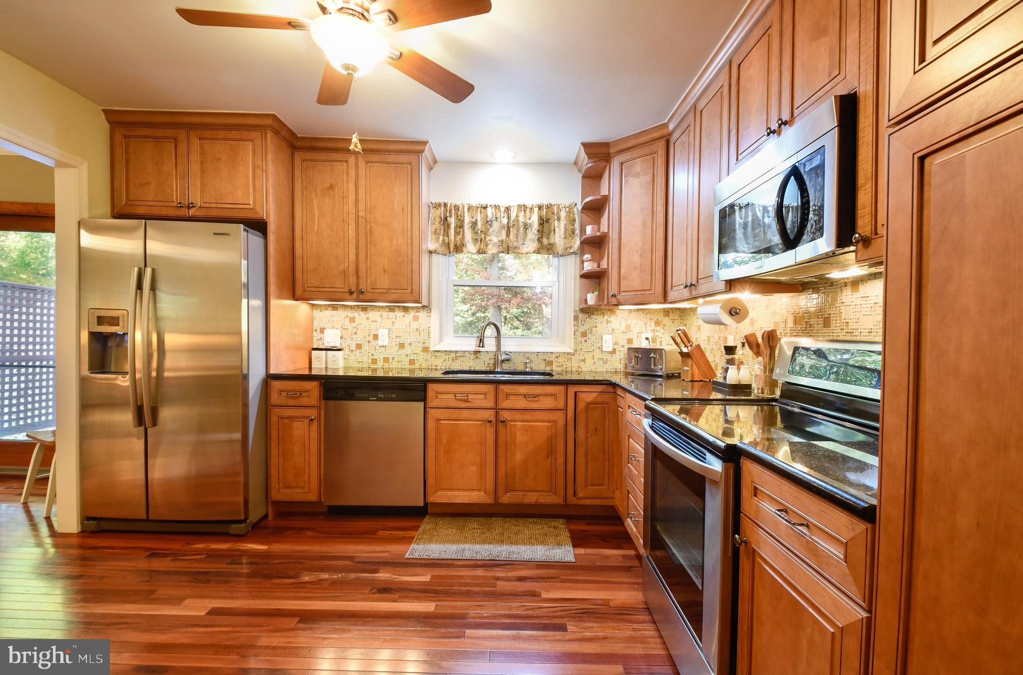 7249 Ridgeway Drive Manassas, VA 20112 - Photo 15 of 48 Kitchen