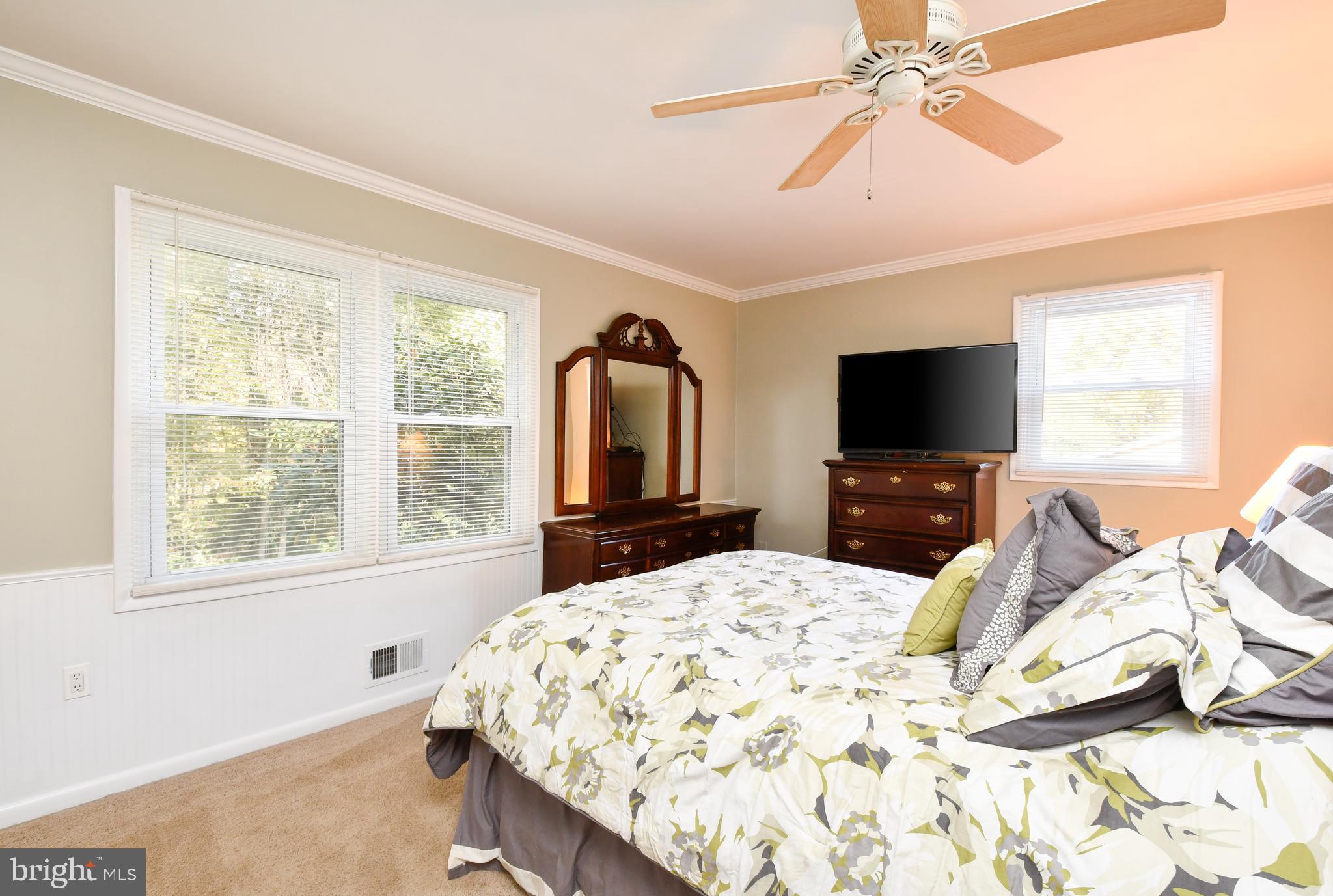 7249 Ridgeway Drive Manassas, VA 20112 - Photo 18 of 48 Primary Bedroom