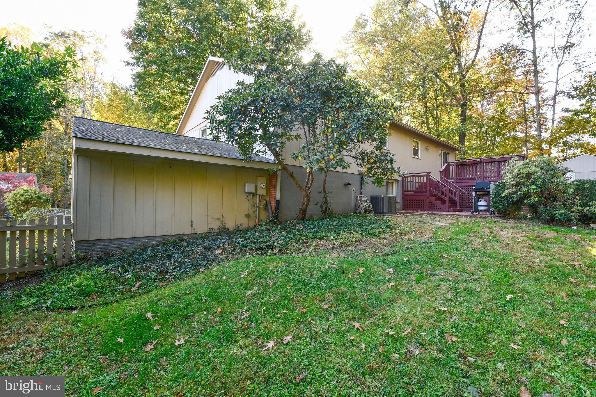 7249 Ridgeway Drive Manassas, VA 20112 - Photo 42 of 48 Exterior (Rear)