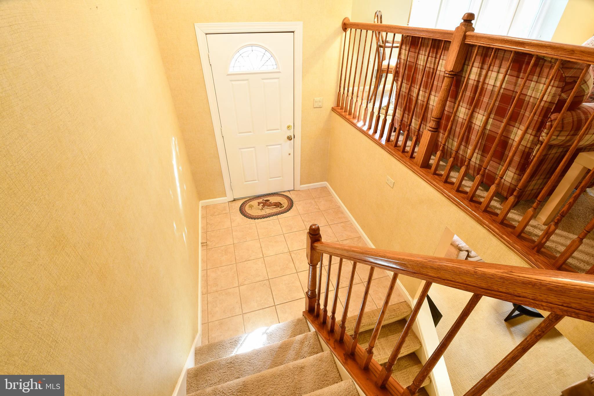 7249 Ridgeway Drive Manassas, VA 20112 - Photo 5 of 48 Foyer