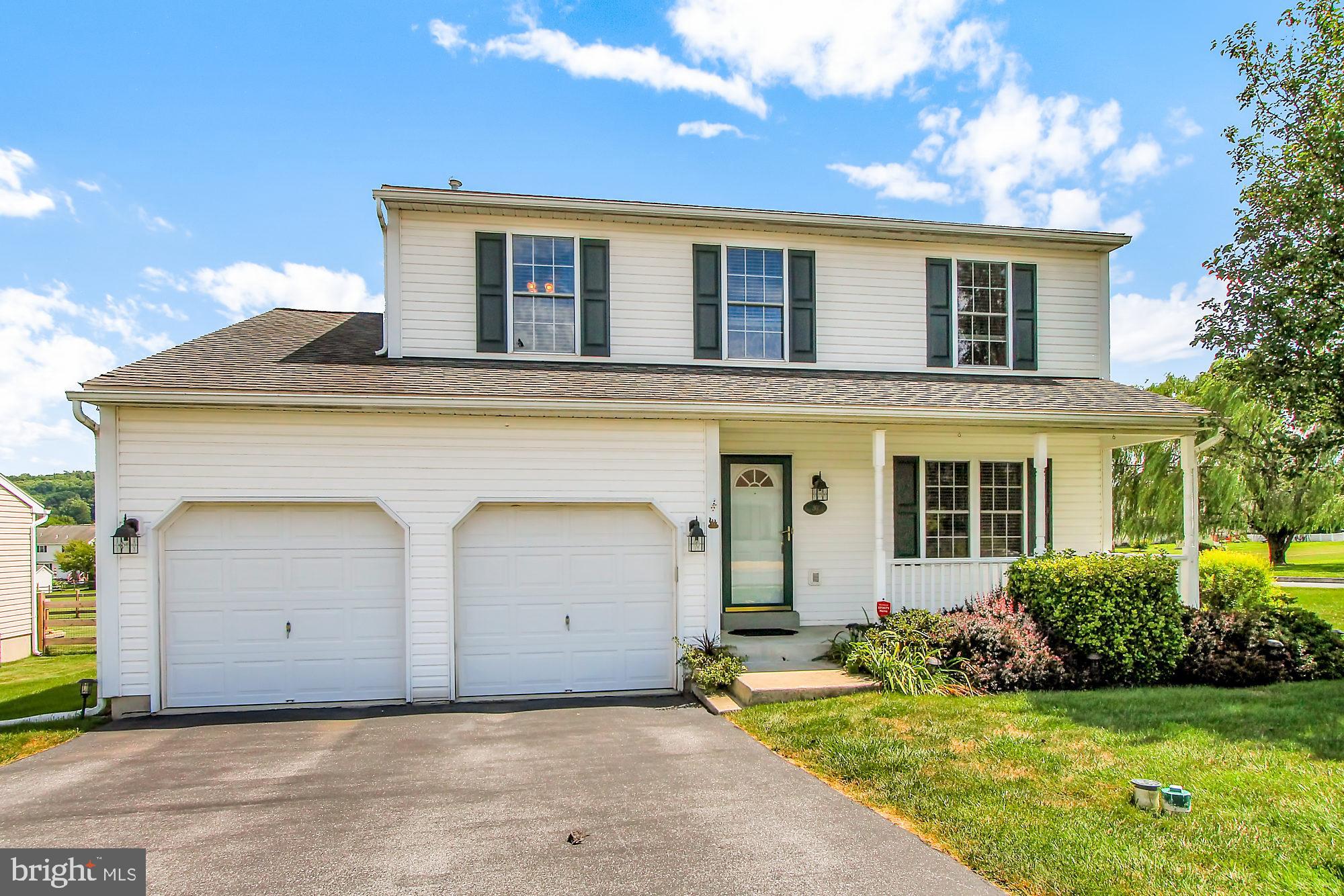 30 Roxberry Drive Reading, PA 19608 - Photo 2 of 32