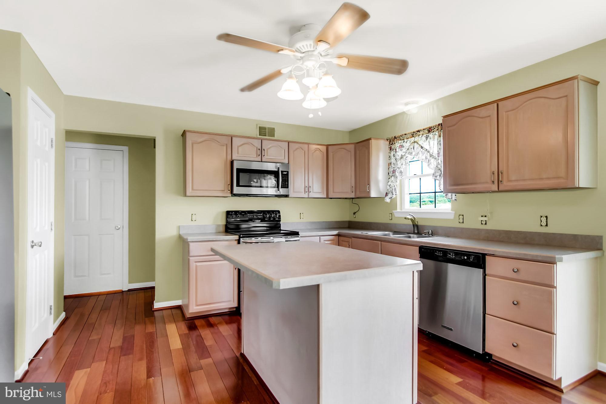 30 Roxberry Drive Reading, PA 19608 - Photo 11 of 32