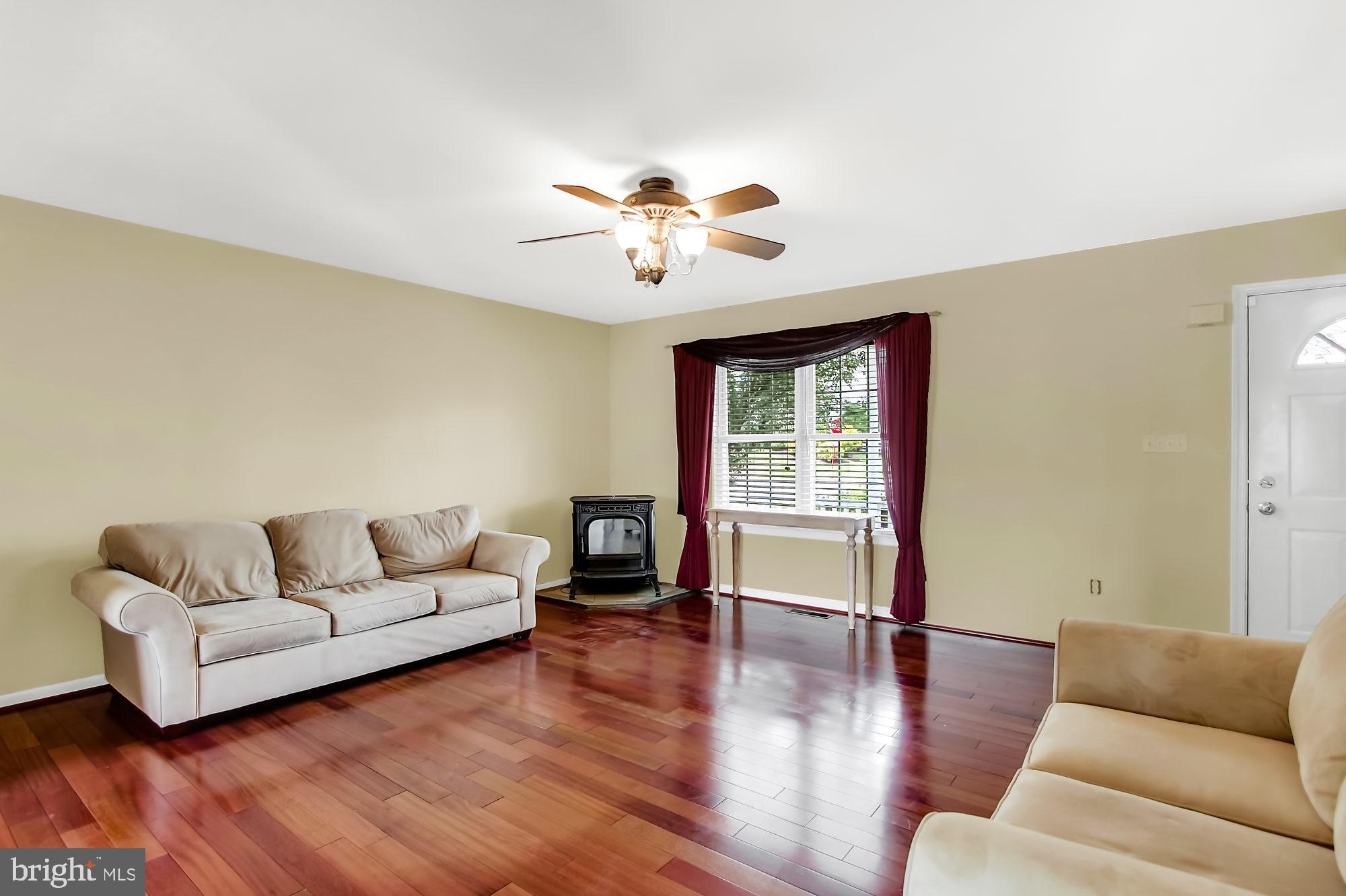 30 Roxberry Drive Reading, PA 19608 - Photo 5 of 32