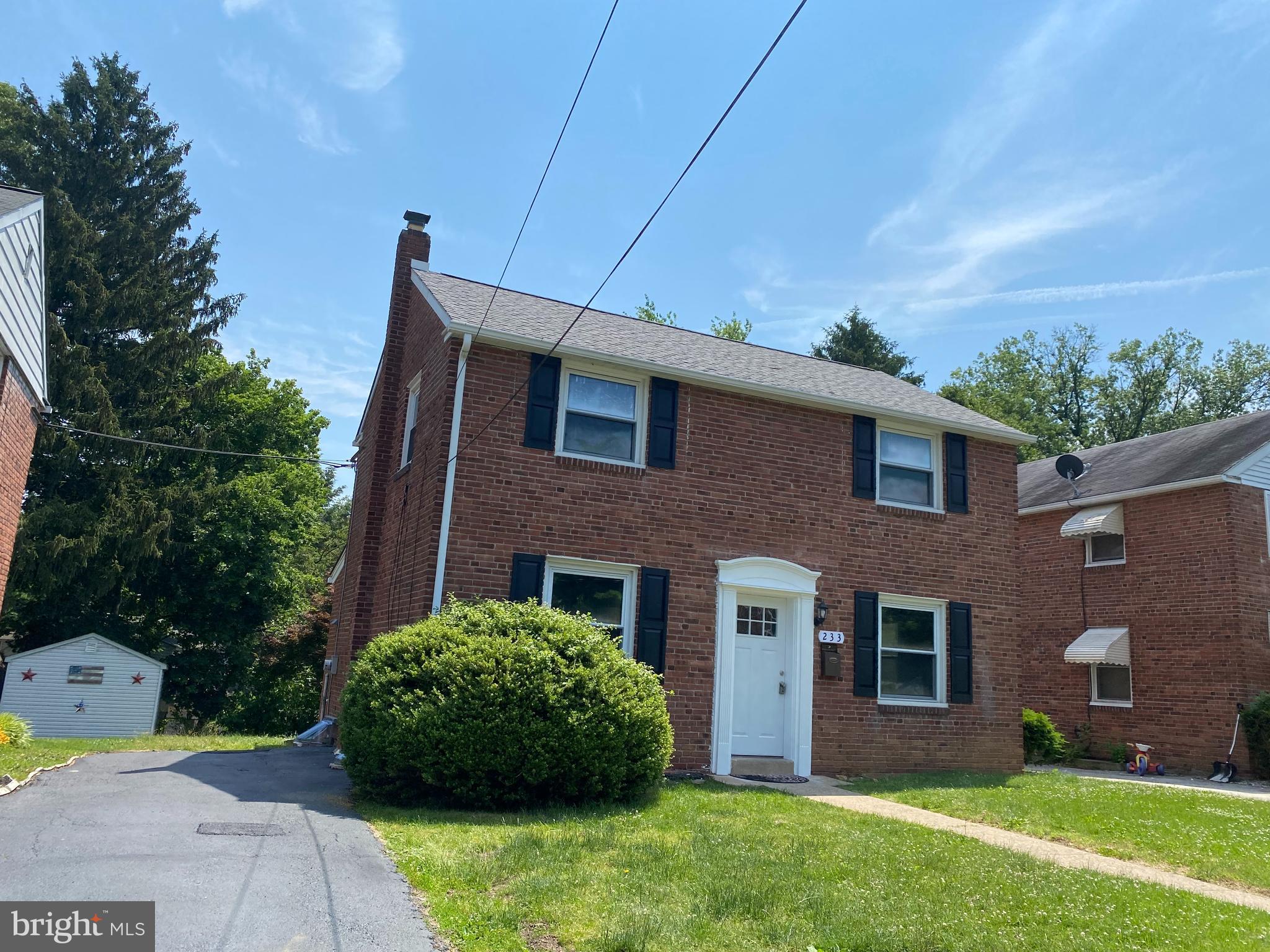233 East Avon Road Brookhaven, PA 19015 - Photo 1 of 25 3 car drive way