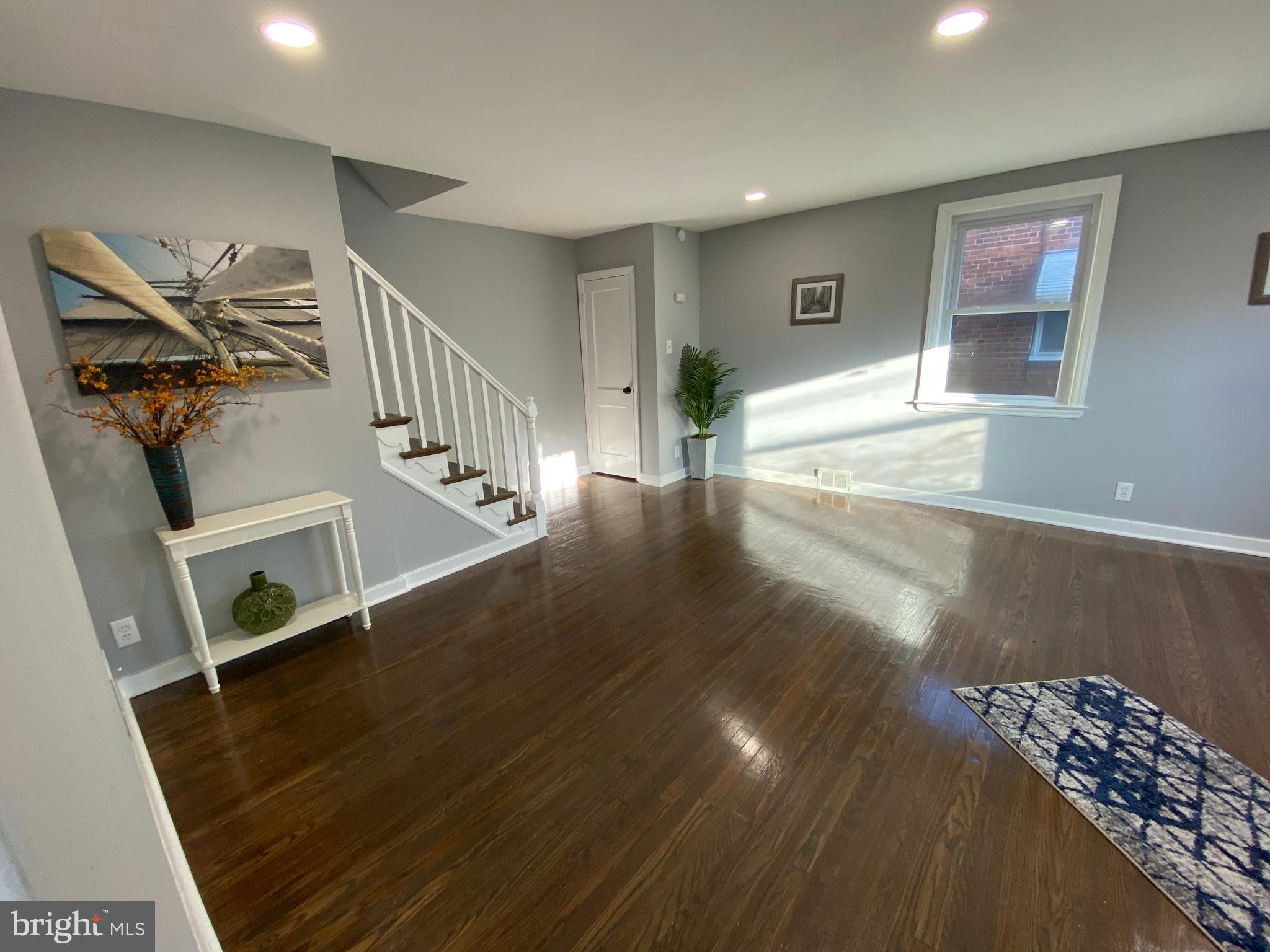 233 East Avon Road Brookhaven, PA 19015 - Photo 2 of 25 living room